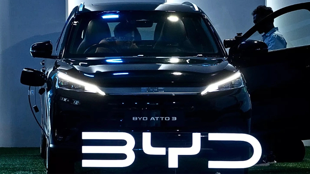 BYD: Price Cuts Lead to Stock Decline Amidst EV Market Competition